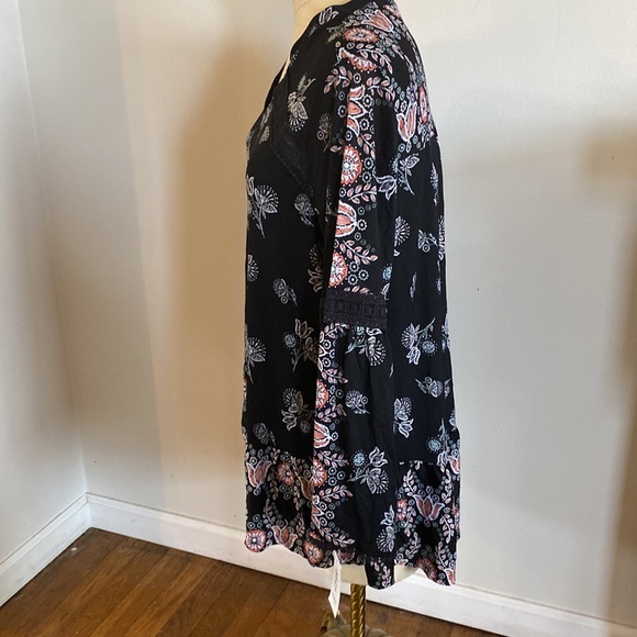 NEW Style & Co. 1X super cute top with adorable sleeves - Picture 8 of 13